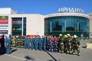 Пожарно-тактические учения прошли в торговом центре «Иридиум»