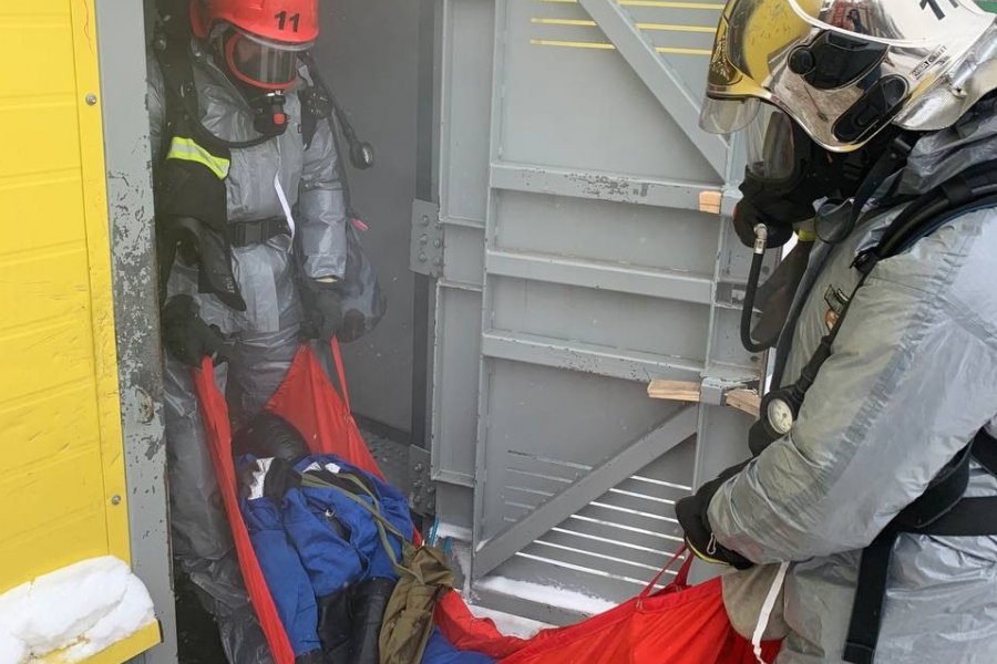 Зеленоградские пожарные провели занятия в учебно-тренировочном комплексе «ОКСИД»