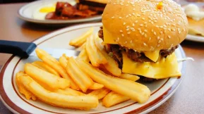 Ресторан быстрого питания Магбургер в Савелках фото 2